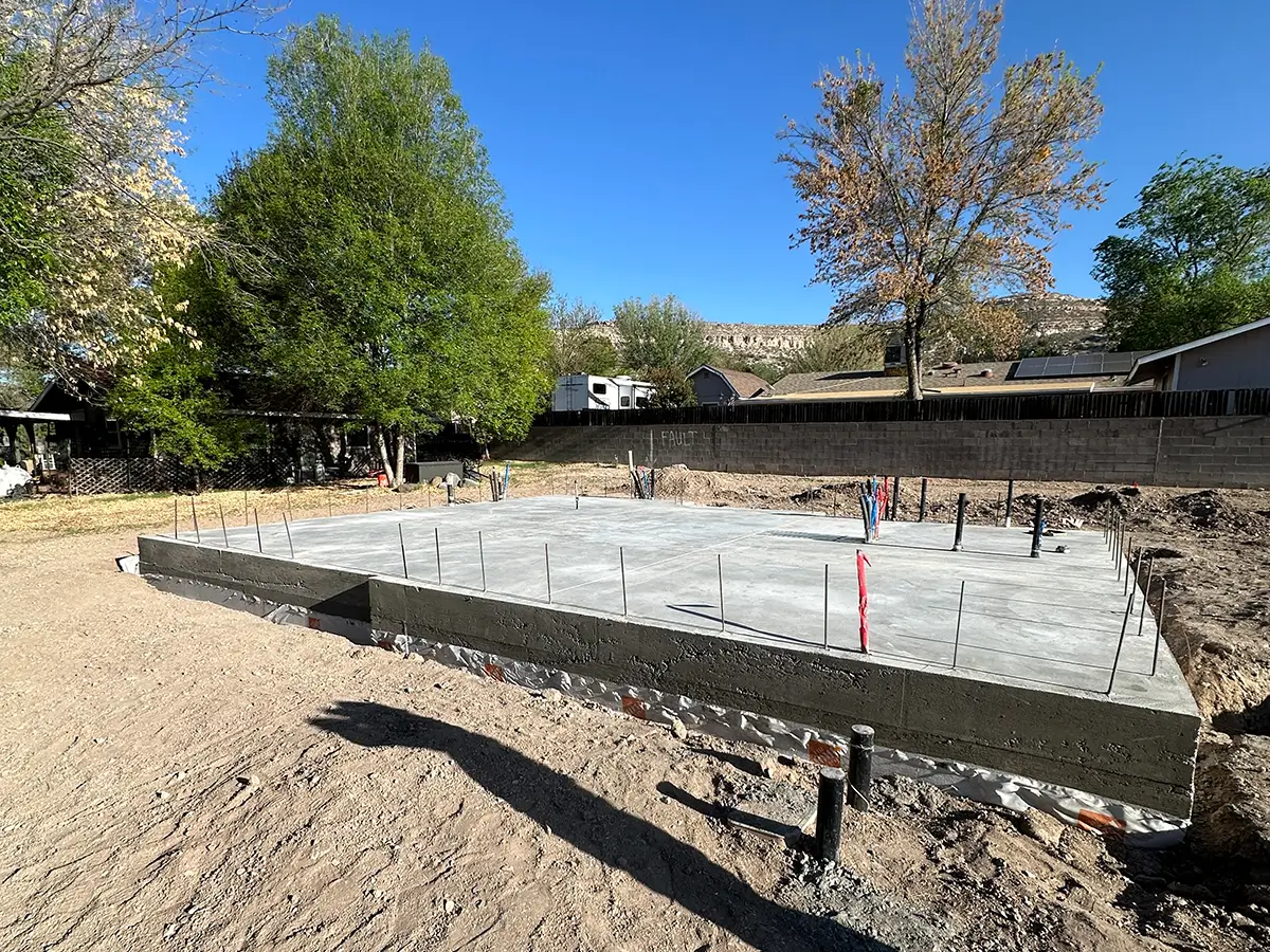 Rimrock-Monolithic-Concrete-Foundation-03-1200x900-1 (1)